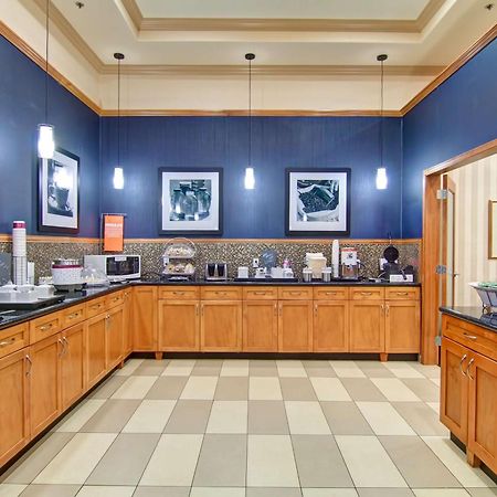 Hampton Inn By Hilton Kamloops Exterior foto