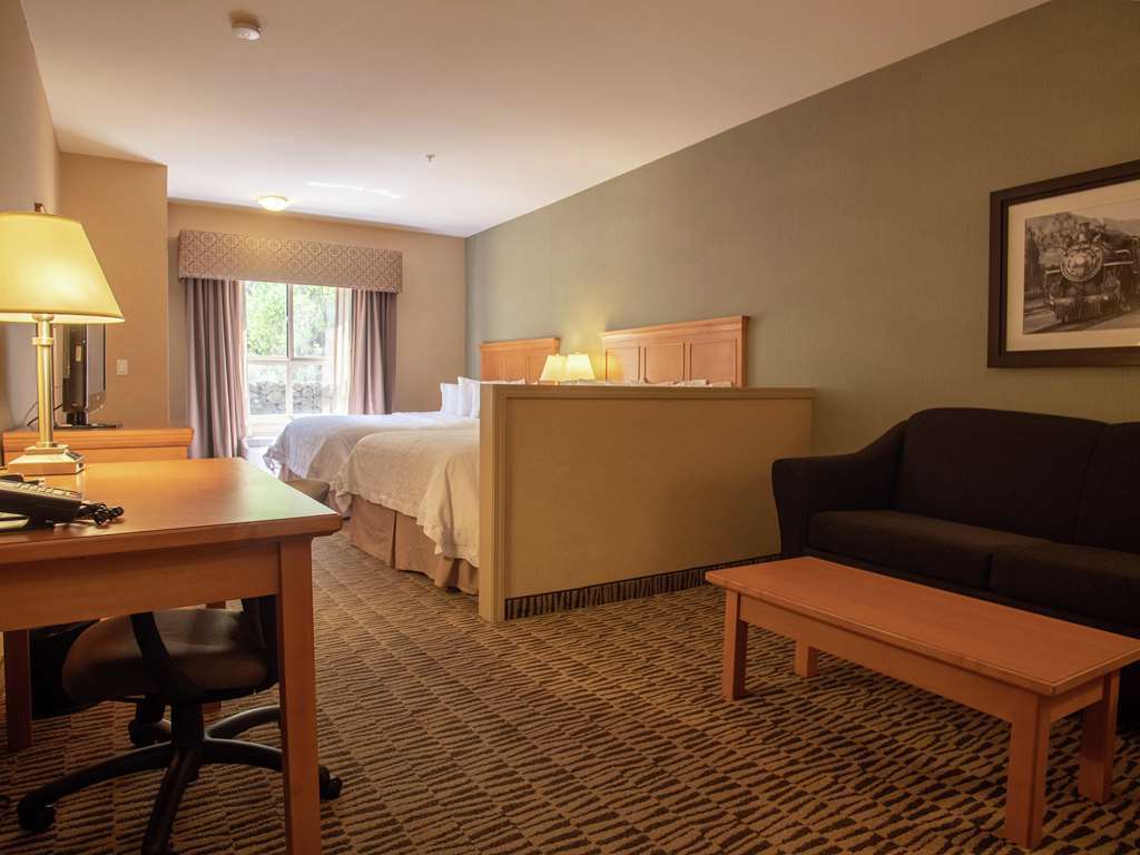 Hampton Inn By Hilton Kamloops Zimmer foto